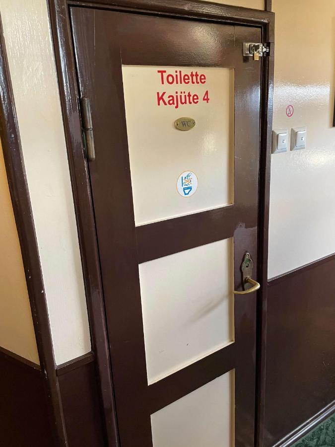 Schiffspension Luise Potsdam Bagian luar foto